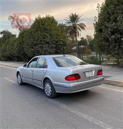 مرسيدس بنز إي-كلاس